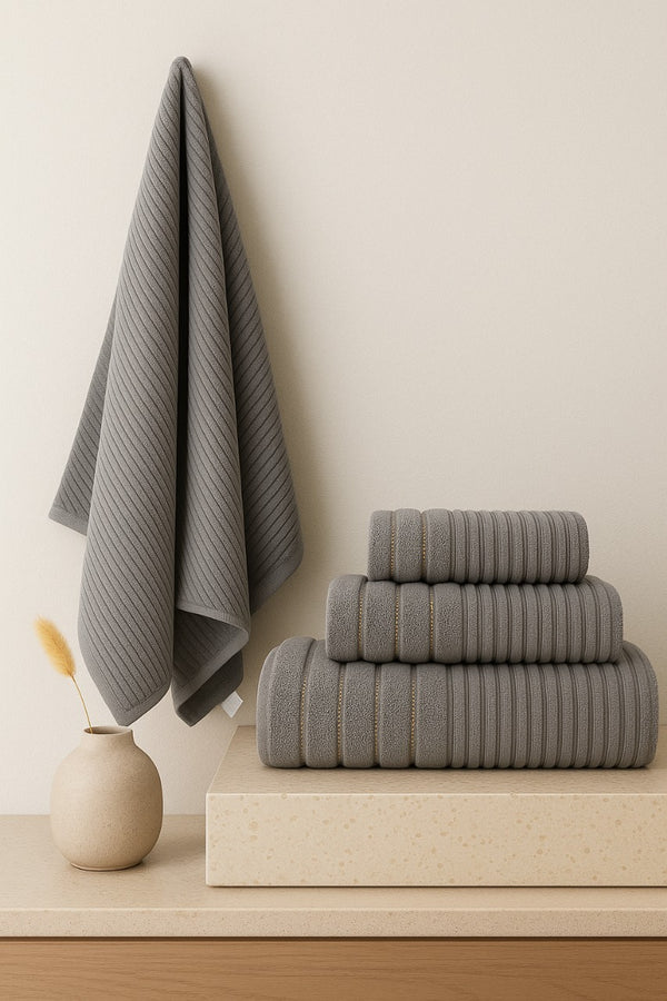 Plush Grey Gold 3-Piece Towel Set