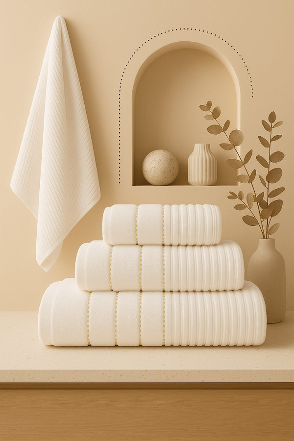 Plush White Gold 3-Piece Towel Set